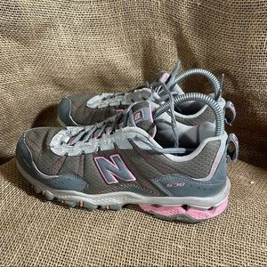 New Balance 570 Women's Gray Orange All Terrain